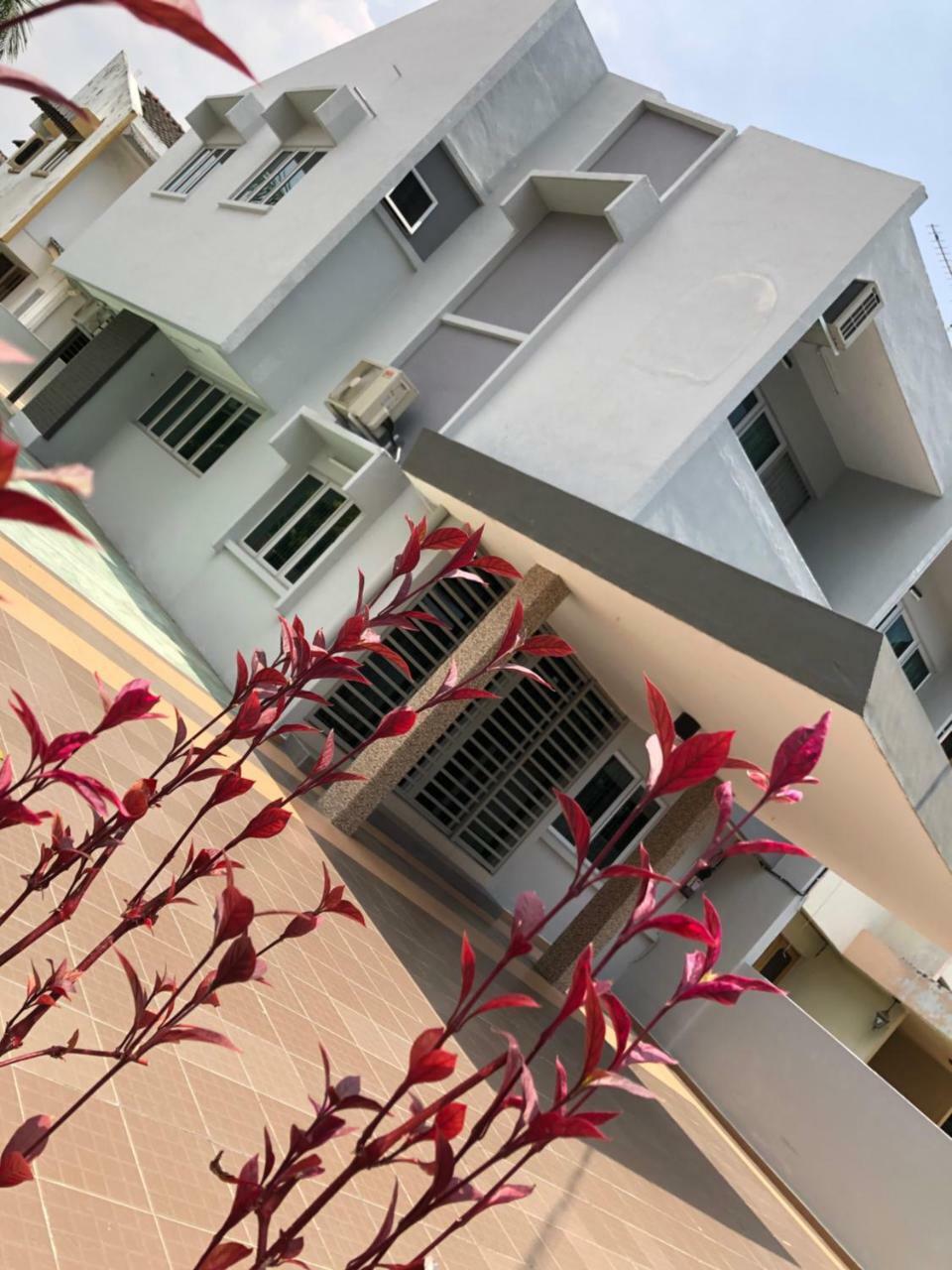 شقة D'House ايبوه المظهر الخارجي الصورة